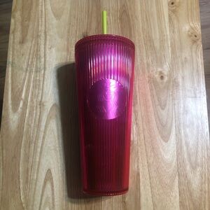 Starbucks Summer 2023 24 oz. Pleated Magenta Cold Cup Pink Tumbler - New
